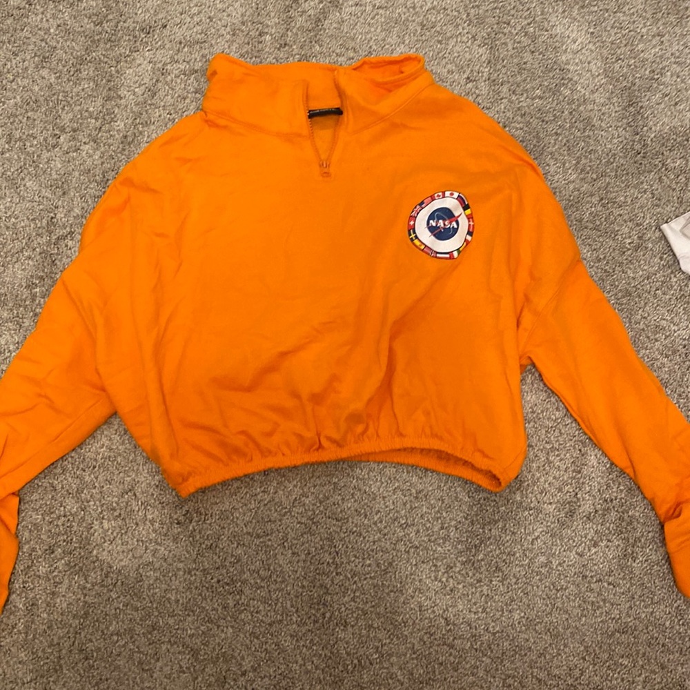 NASA cropped sweatshirt!